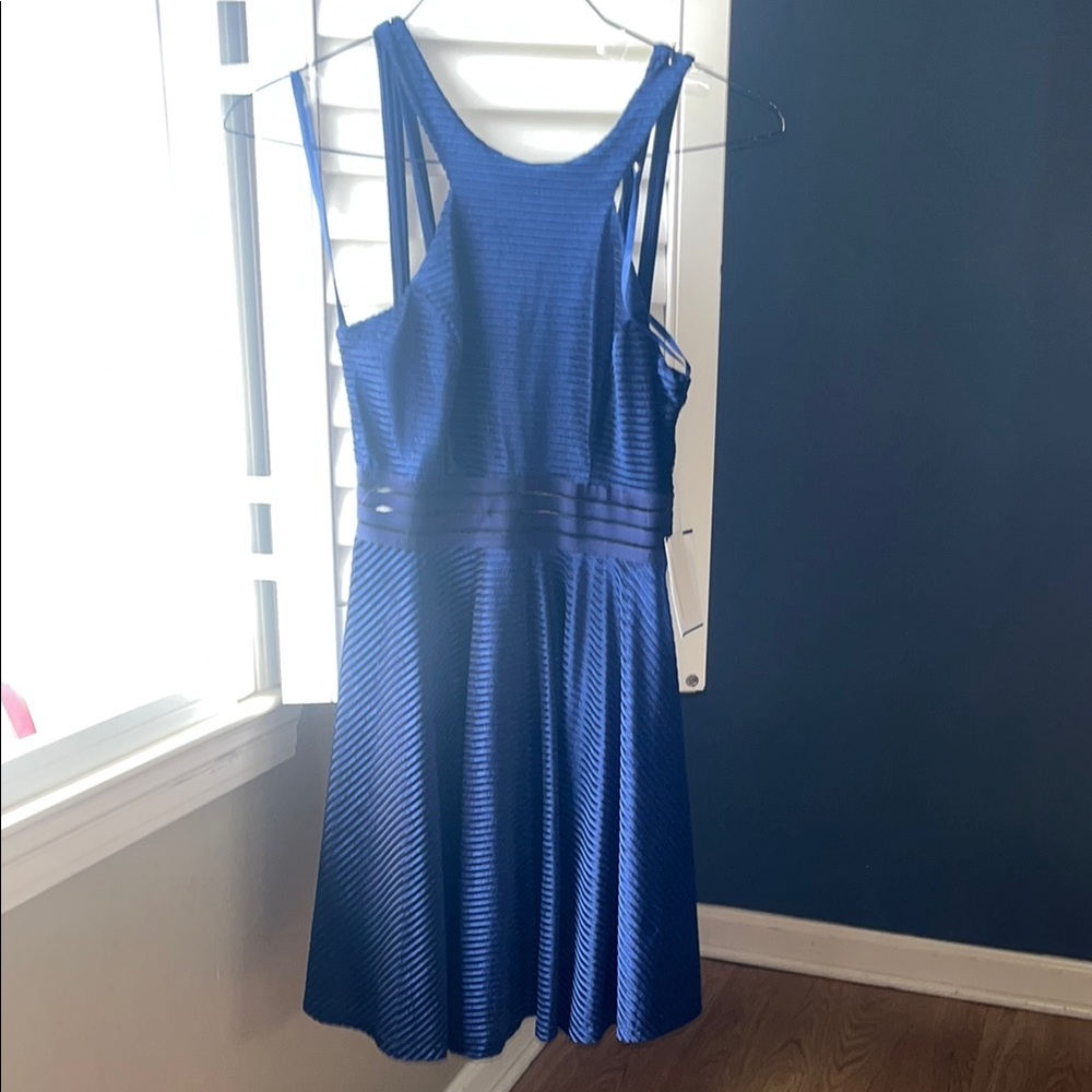 Elegant Blue Sleeveless Dress